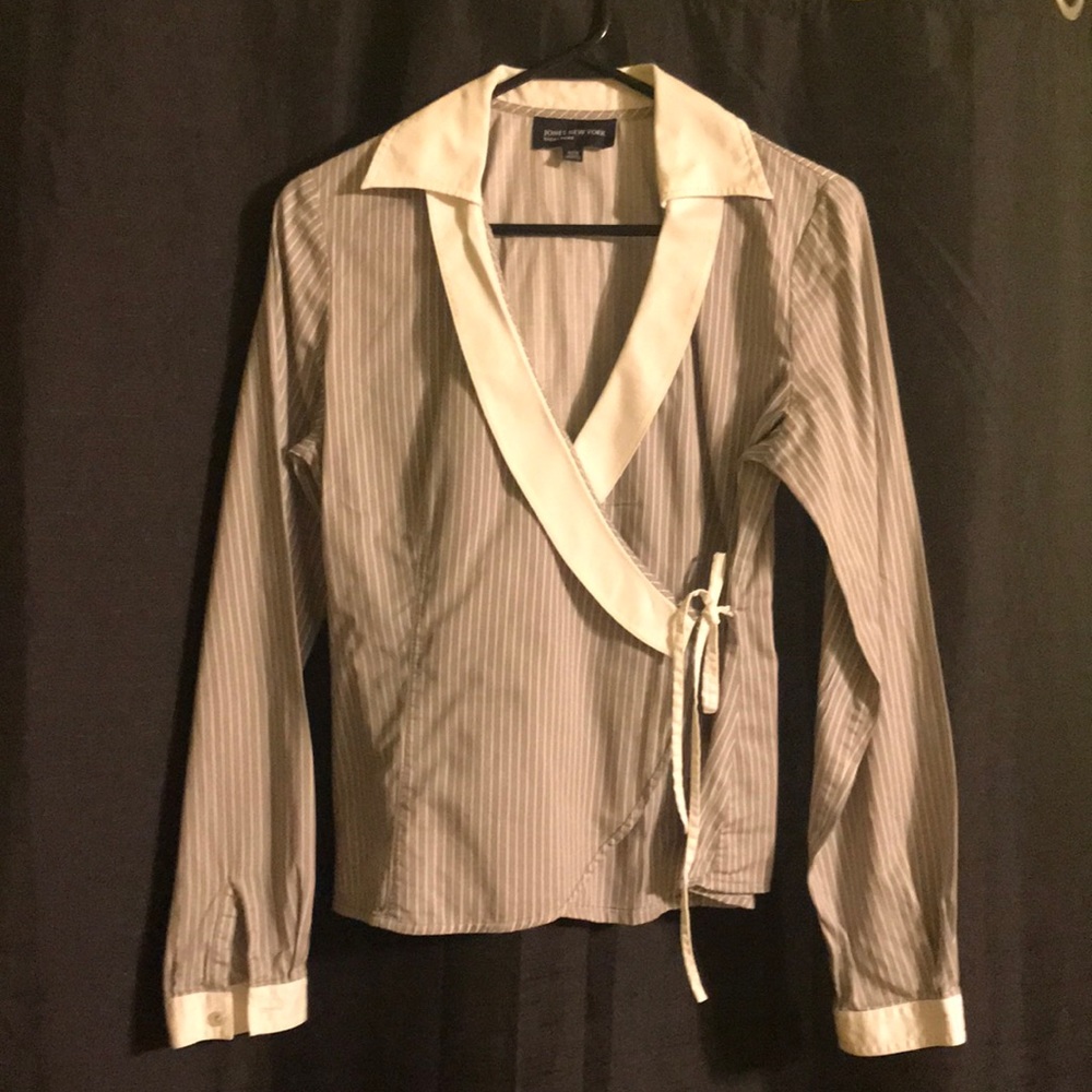 Women’s shirt